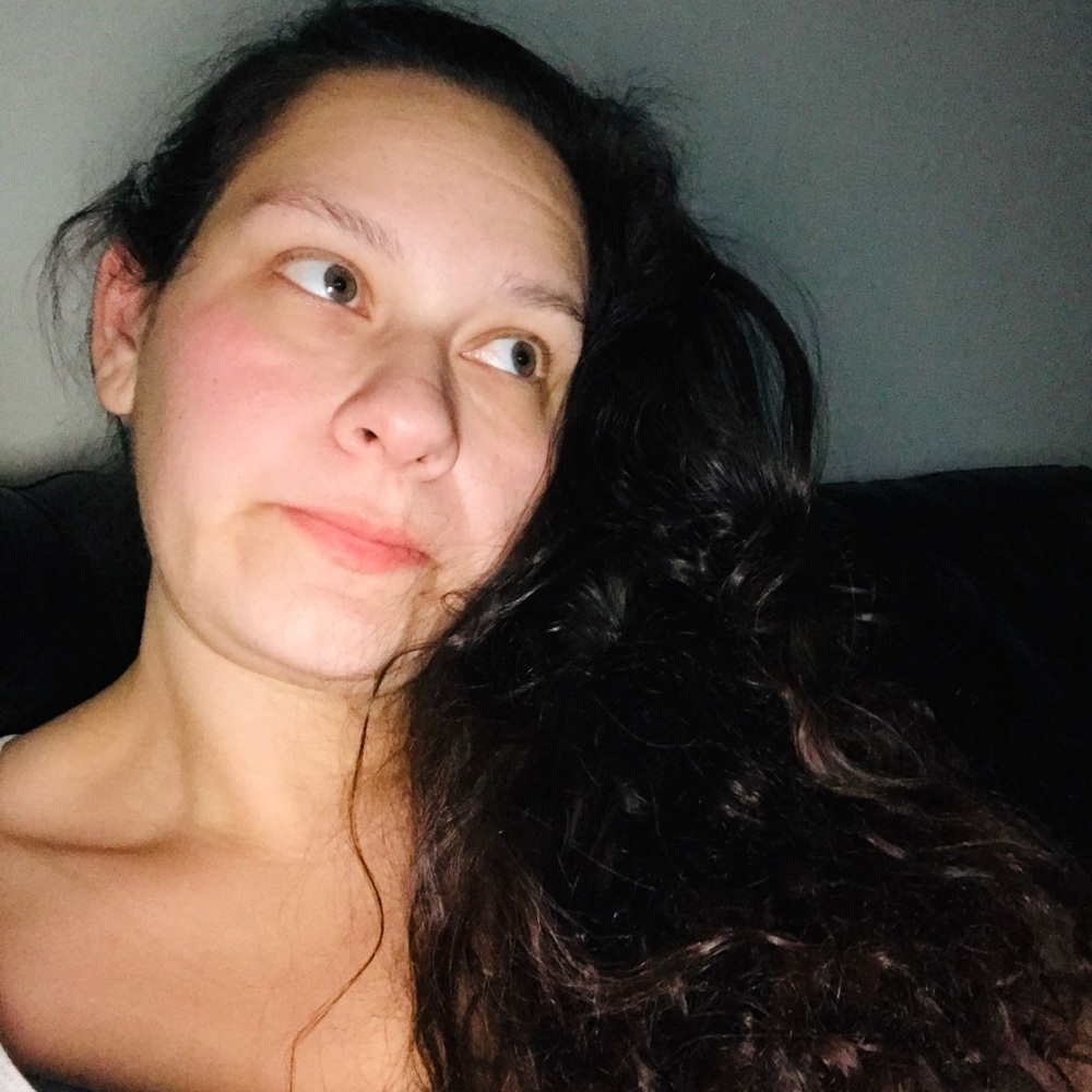 Meet your Posher, Nelli